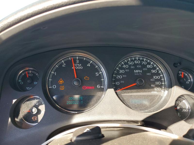 2007 Chevrolet Tahoe VIN 1GNFK13097J150657 COPART salvage auction — MINOR DENT/SCRATCHES, CA - SALVAGE CERTIFICATE, sold $900 on 2026-07-02 (photo 9)