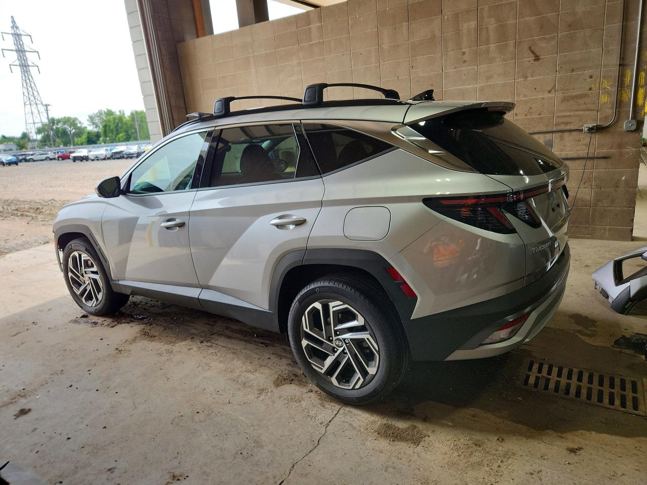 2025 Hyundai Tucson VIN KM8JEDD13SU328861 COPART salvage auction — Front End, MN - CERT OF TITLE-SALVAGE, sold $15,400 on 2026-07-09 (photo 2)