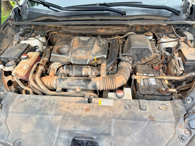 2016 Lexus VIN JTJBARBZ9G2065639 COPART salvage auction — MINOR DENT/SCRATCHES, Ok - Certificate Of Title (P), sold $11,800 on 2026-07-15 (photo 7)