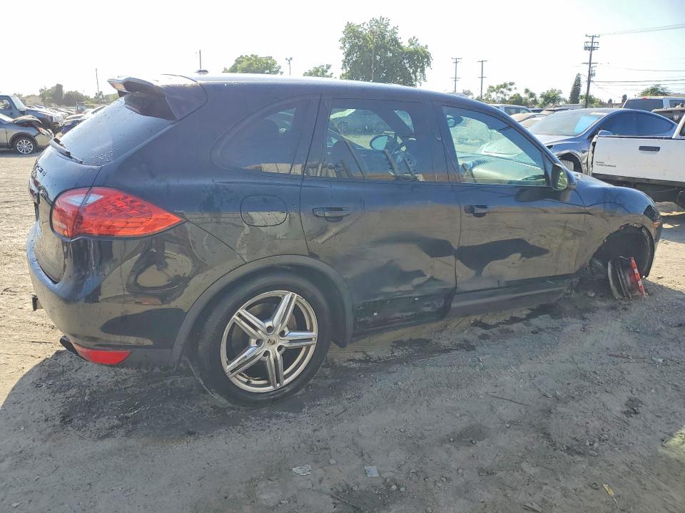 2011 Porsche Cayenne VIN WP1AA2A20BLA02506 COPART salvage auction — FRONT END, Ca - Dis/Dlr/Exp Only Clean Title, sold $1,250 on 2026-07-13 (photo 3)