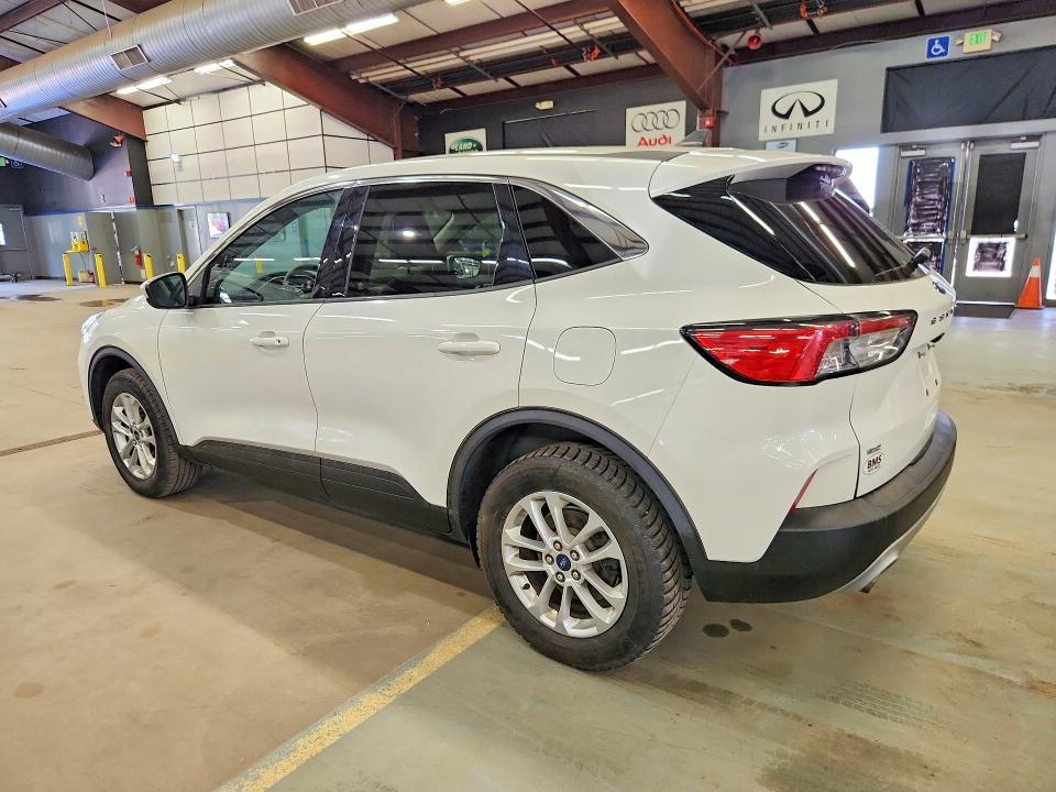 2020 Ford Escape VIN 1FMCU9G63LUB46496 COPART salvage auction — MINOR DENT/SCRATCHES, Wv - Certificate Of Title (P), sold $5,000 on 2026-07-10 (photo 2)