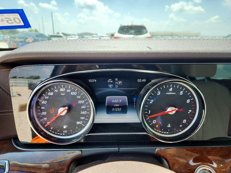 2018 Mercedes-benz VIN WDDZF6GB1JA417709 COPART salvage auction — SIDE, Tx - Salvage Vehicle Title, sold $14,300 on 2026-07-09 (photo 9)
