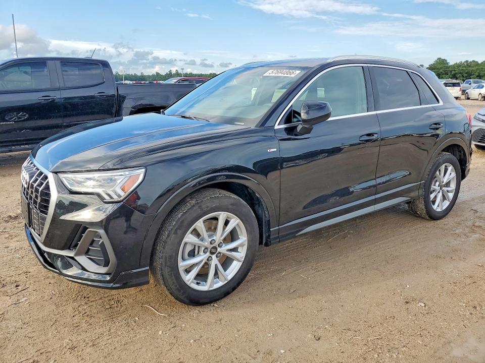 2025 Audi Q3 VIN WA1DECF35S1062409 COPART salvage auction — WATER/FLOOD, Fl - Cert Of Title-Slvg Rebld Flood, sold $14,200 on 2026-07-07 (photo 1)