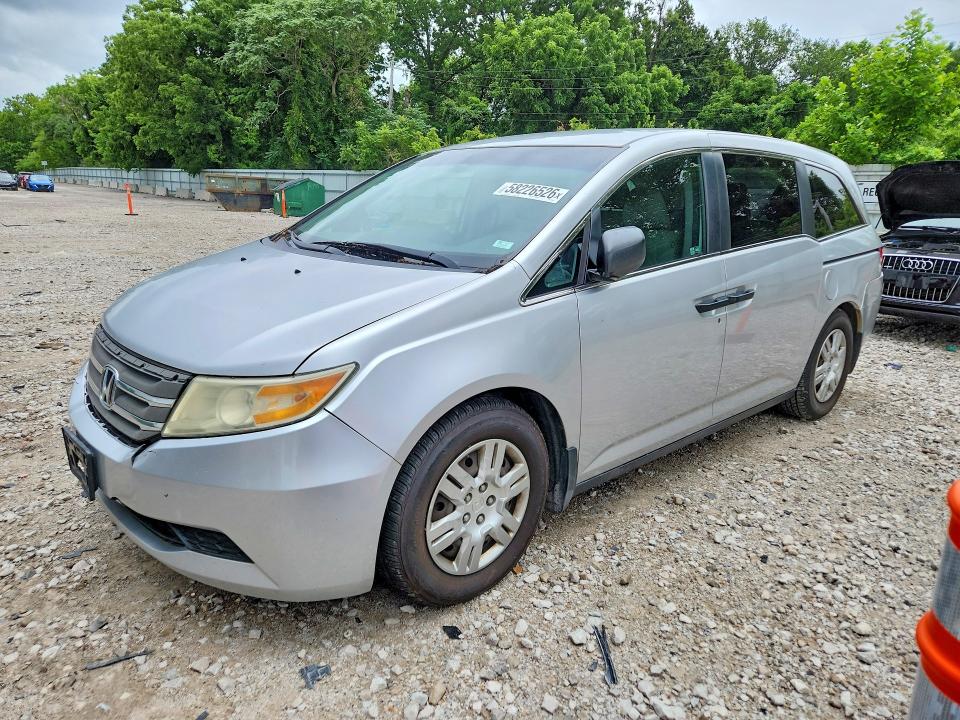 2011 Honda Odyssey VIN 5FNRL5H24BB090954 COPART salvage auction — FRONT END, Mo - Certificate Of Title (P), sold $300 on 2026-07-09 (photo 1)