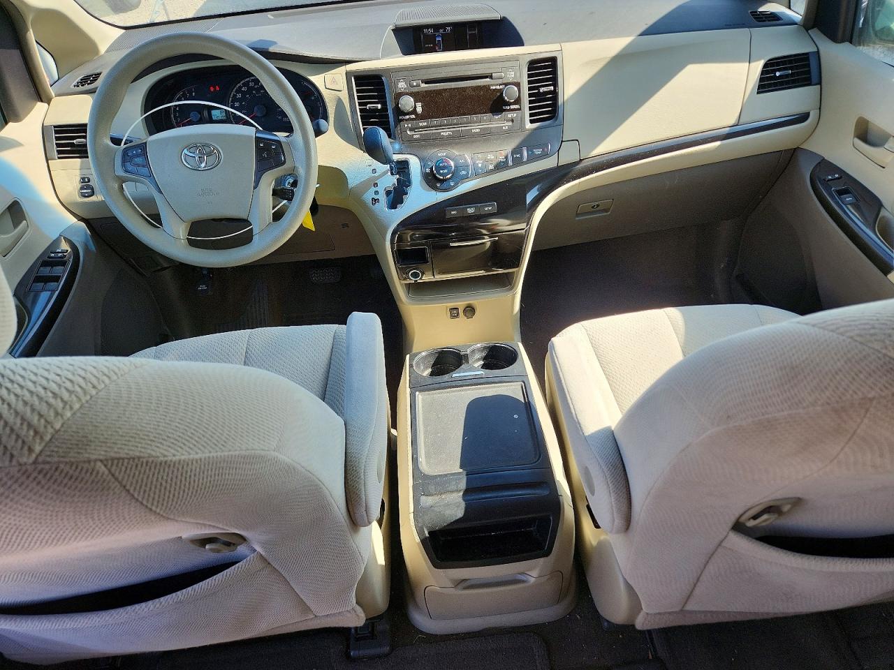 2014 Toyota Sienna VIN 5TDKK3DC5ES466620 COPART salvage auction — Front End, CA - SALVAGE CERTIFICATE, sold $2,200 on 2026-07-10 (photo 8)