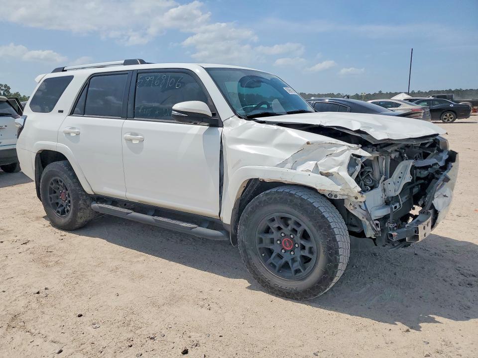 2024 Toyota 4runner VIN JTEFU5JR9R5313875 COPART salvage auction — FRONT END, Tx - Salvage Vehicle Title, sold $14,900 on 2026-07-02 (photo 4)