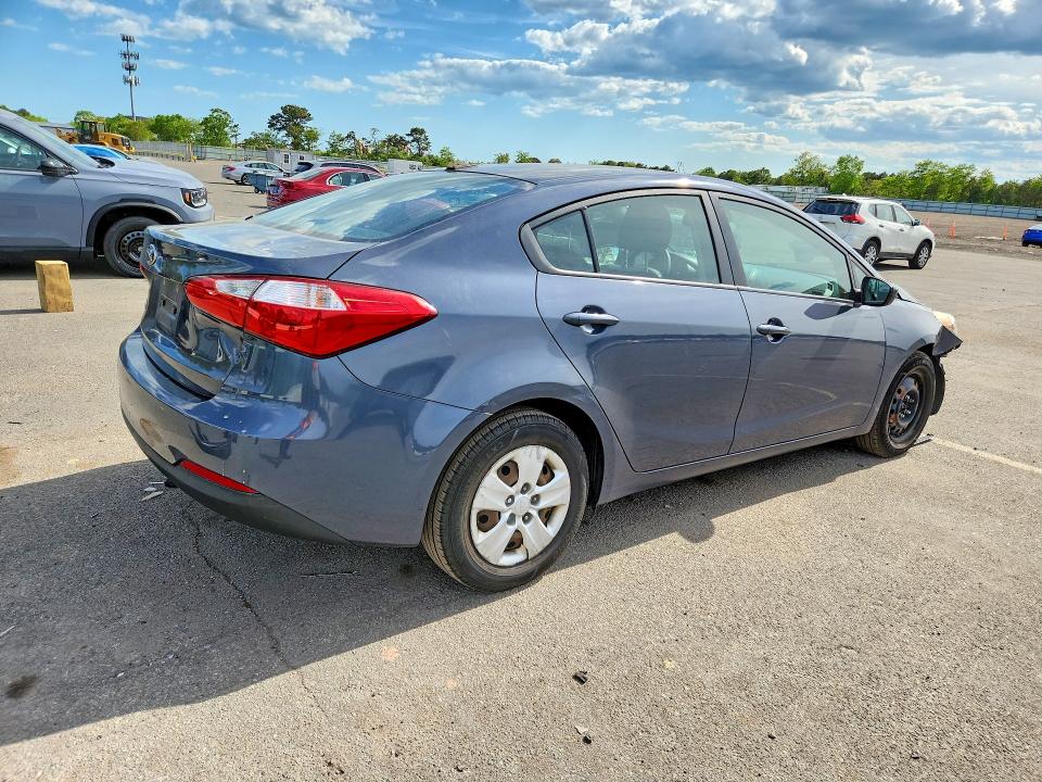 2016 Kia Forte VIN KNAFK4A67G5493653 COPART salvage auction — FRONT END, NY - MV-907A SALVAGE CERTIFICATE, sold $1,150 on 2026-07-20 (photo 3)