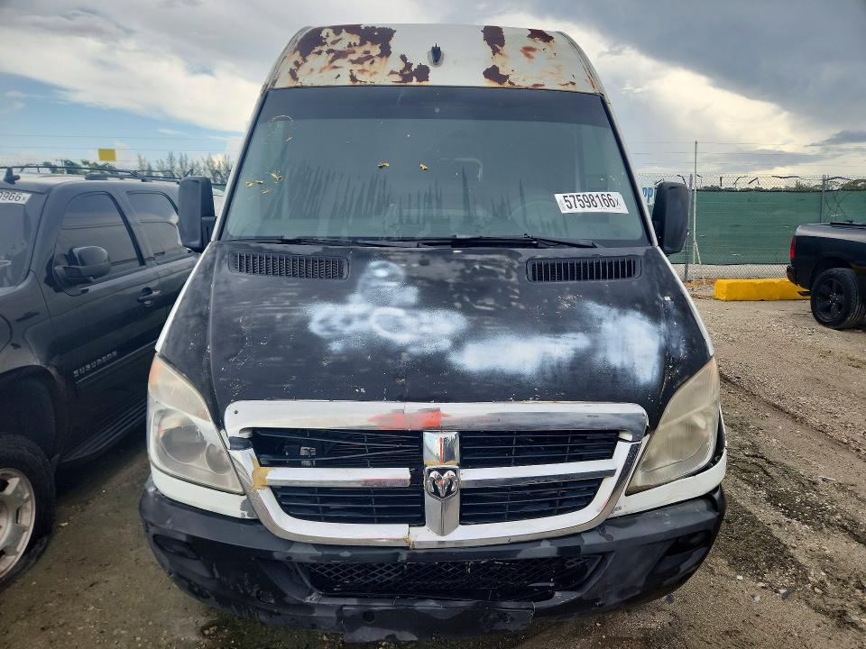 2007 Dodge Sprinter VIN WD0PE845475182505 COPART salvage auction — REAR END, Fl - Cert Of Title Slvg Rebuildable, sold $375 on 2026-07-30 (photo 5)