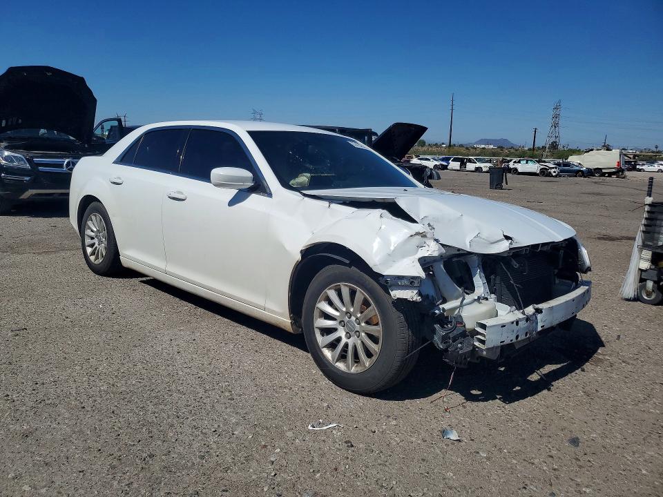 2014 Chrysler 300 VIN 2C3CCAAG3EH243721 COPART salvage auction — FRONT END, Az - Cert Of Title - Salvage, sold $775 on 2026-07-31 (photo 4)