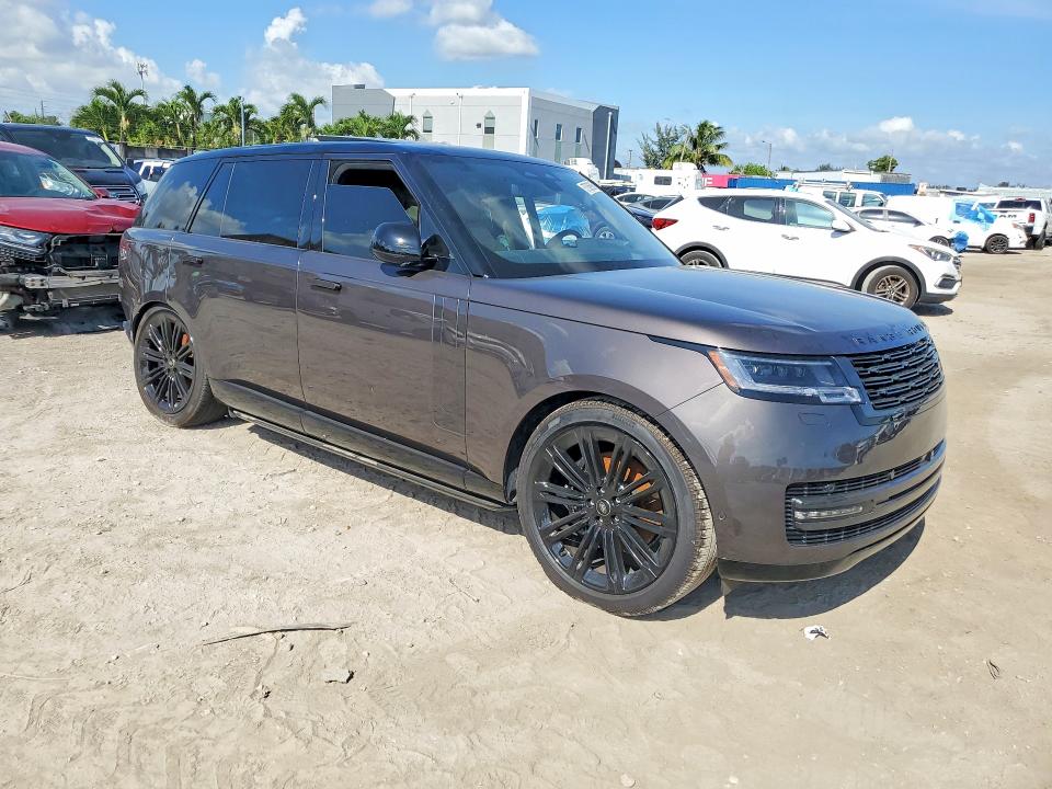 2025 Land rover RANGE ROVER VIN SALKPBFU1SA275084 COPART salvage auction — SIDE, Mi - Cert Of Title-Salvage Vehicle, sold $42,000 on 2026-07-14 (photo 4)
