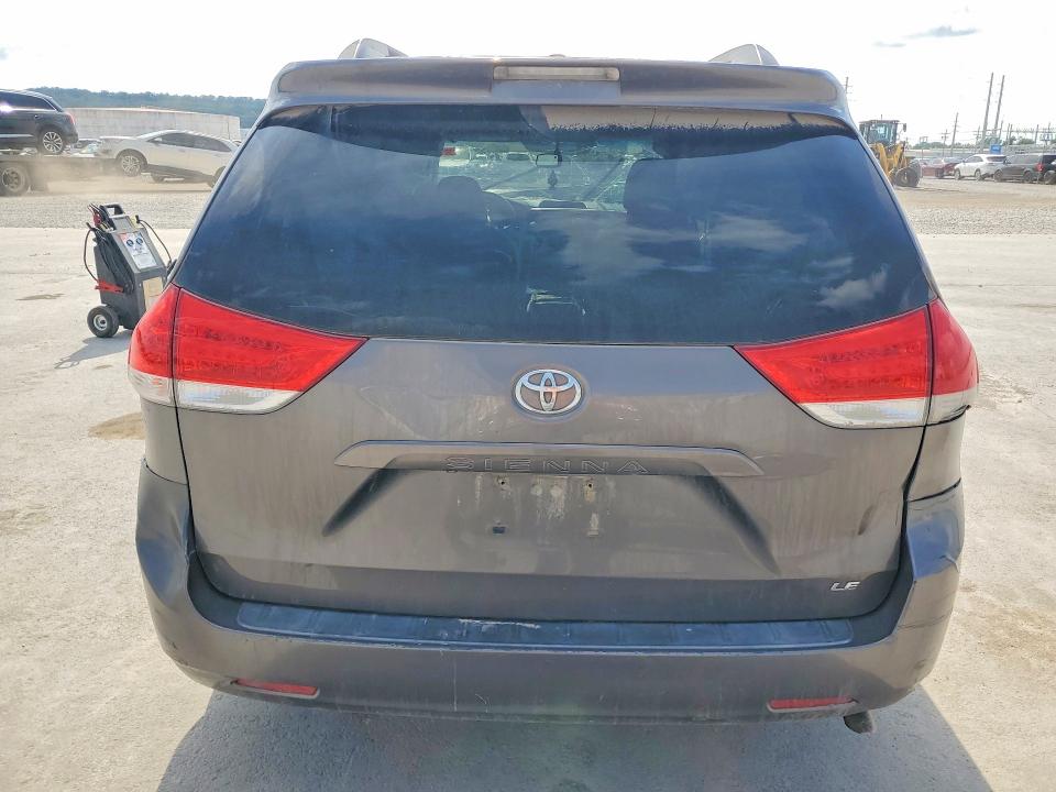 2014 Toyota Sienna VIN 5TDKK3DC5ES453107 COPART salvage auction — FRONT END, Ok - Cert Of Title-Salvage, sold $900 on 2026-07-22 (photo 6)