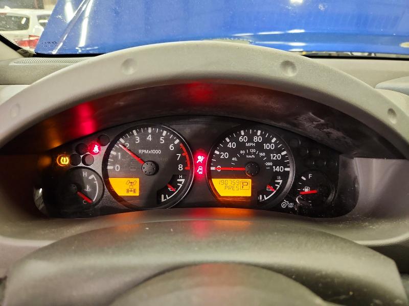 2015 Nissan Xterra VIN 5N1AN0NW3FN650550 COPART salvage auction — MINOR DENT/SCRATCHES, Ny - Certificate Of Title (P), sold $475 on 2026-07-03 (photo 9)