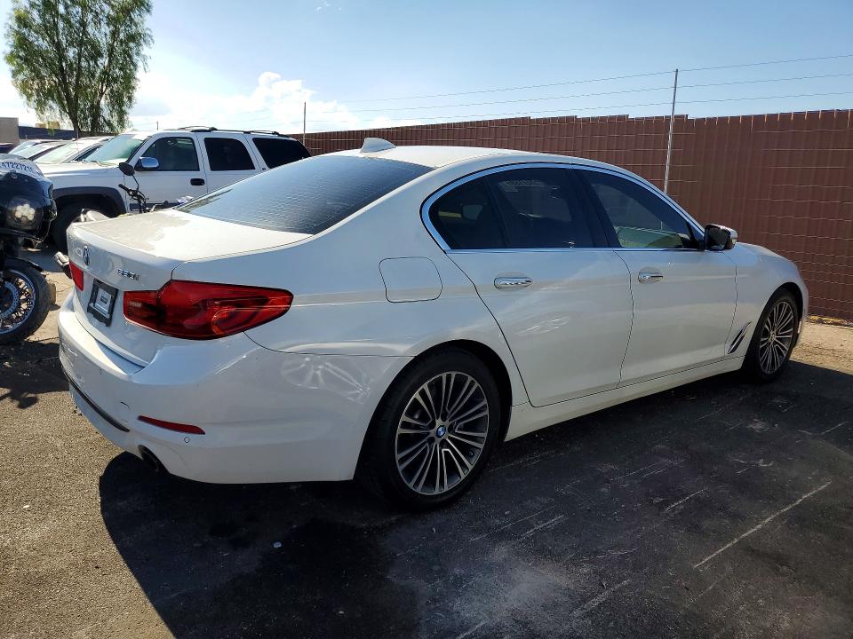 2018 BMW 5er VIN WBAJA5C59JWA36564 COPART salvage auction — MINOR DENT/SCRATCHES, Nv - Certificate Of Title (P), sold $10,100 on 2026-07-27 (photo 3)