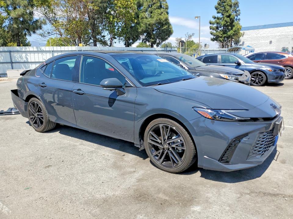 2025 Toyota Camry VIN 4T1DAACK3SU586198 COPART salvage auction — REAR END, Ca - Salvage Certificate, sold $17,400 on 2026-07-02 (photo 4)