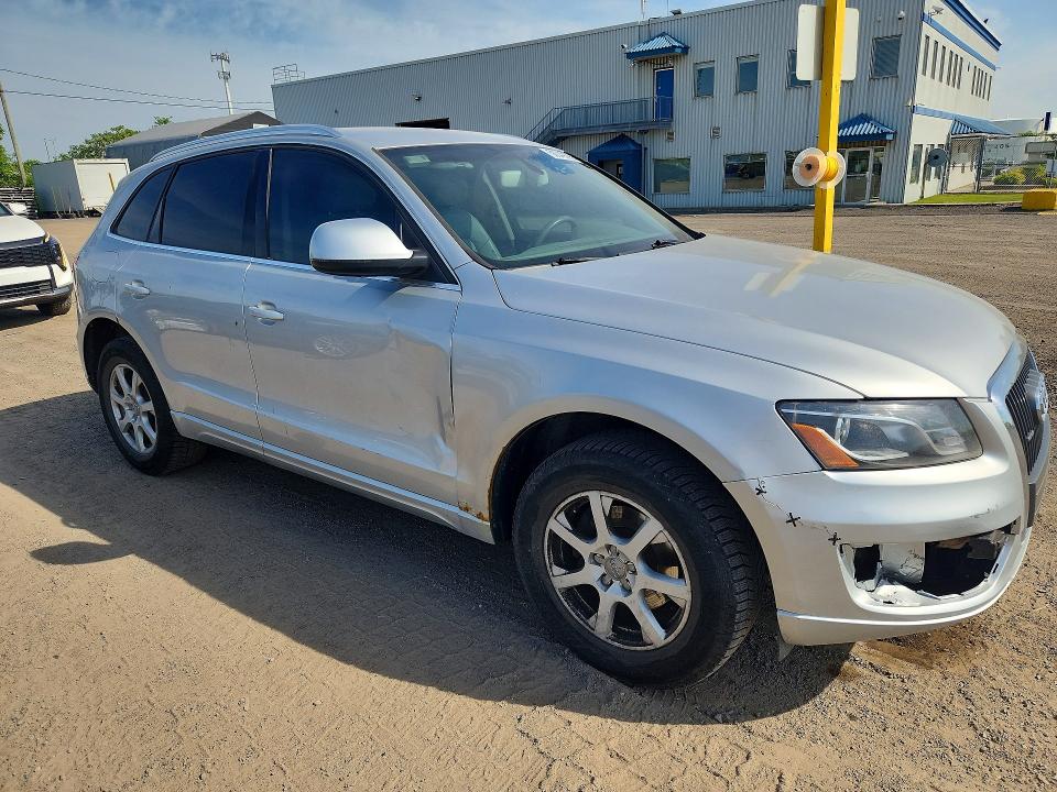 2012 Audi Q5 VIN WA1LFCFP8CA107193 COPART salvage auction — MINOR DENT/SCRATCHES, Qc - Pour Piece Seulement, sold $475 on 2026-09-08 (photo 4)