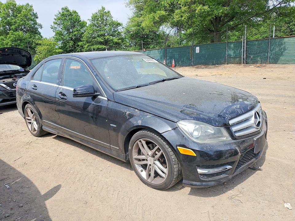 2012 Mercedes-benz C class VIN WDDGF4HBXCA622829 COPART salvage auction — MECHANICAL, MD - PARTS ONLY-NO TITLE LETTER, sold $100 on 2026-08-11 (photo 4)