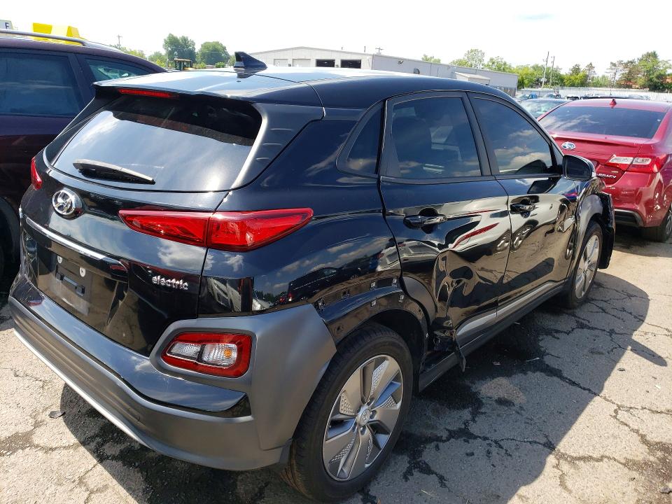 2020 Hyundai Kona VIN KM8K33AG9LU069615 COPART salvage auction — SIDE, CT - CERT OF TITLE-SALVAGE, sold $525 on 2026-07-21 (photo 3)