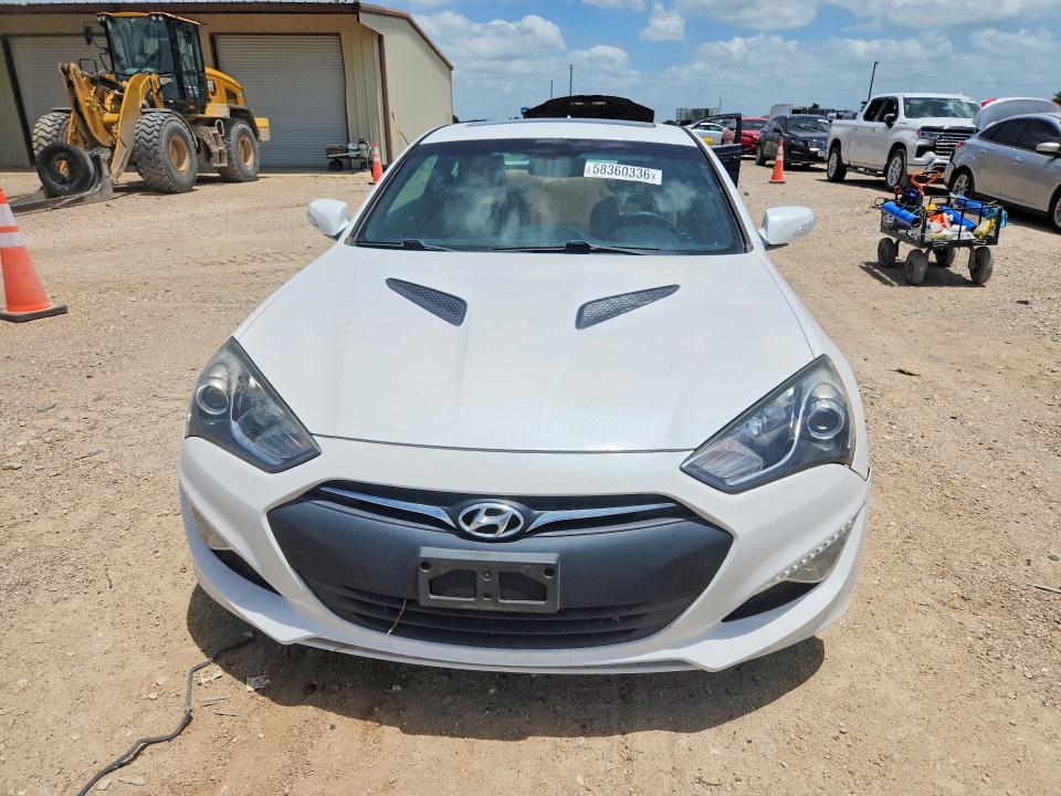 2016 Hyundai VIN KMHHU6KJXGU131404 COPART salvage auction — WATER/FLOOD, Tx - Salvage Title-Flood Damage, sold $3,950 on 2026-07-15 (photo 5)