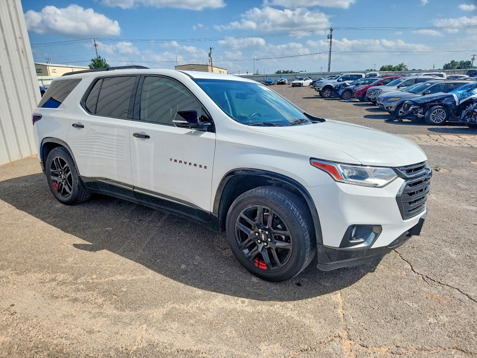 2018 Chevrolet Traverse VIN 1GNERKKW1JJ113211 COPART salvage auction — SIDE, Ok - Cert Of Title-Indian Tribal, sold $2,750 on 2026-07-02 (photo 4)