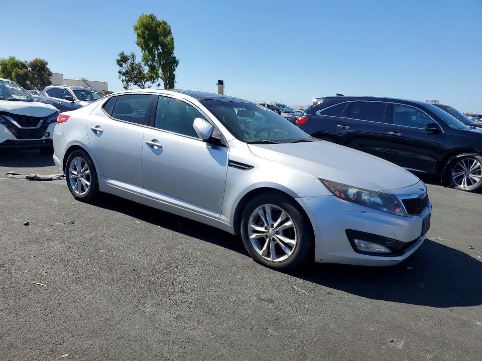 2013 Kia Optima VIN 5XXGN4A7XDG191921 COPART salvage auction — NORMAL WEAR, Ca - Dis/Dlr/Exp App For Dup Clean, sold $650 on 2026-07-29 (photo 4)