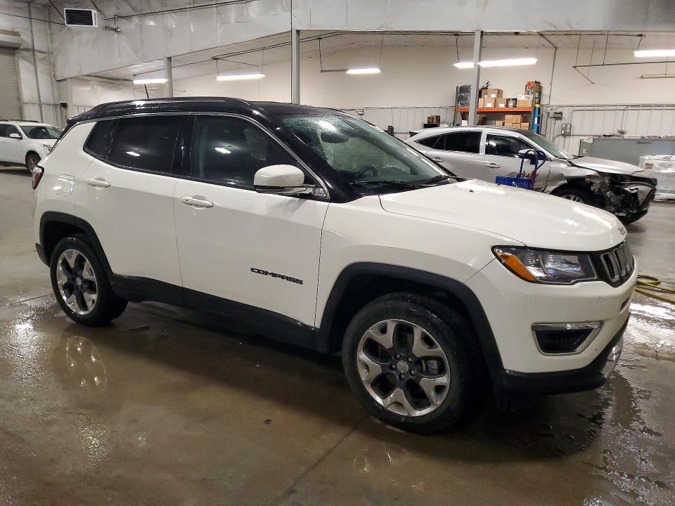 2018 Jeep VIN 3C4NJDCB2JT192114 COPART salvage auction — HAIL, Mn - Cert Of Title-Salvage, sold $7,600 on 2026-07-06 (photo 4)