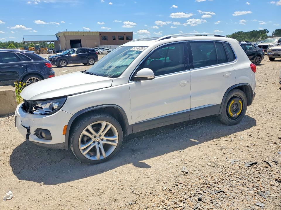 2012 Volkswagen Tiguan VIN WVGAV7AX8CW546486 COPART salvage auction — FRONT END, Salvage Title, sold $800 on 2026-08-06 (photo 1)