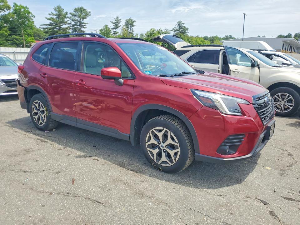 2022 Subaru Forester VIN JF2SKAEC4NH463359 COPART salvage auction — REAR END, Ri - Salvage Certificate Of Title, sold $5,700 on 2026-07-14 (photo 4)