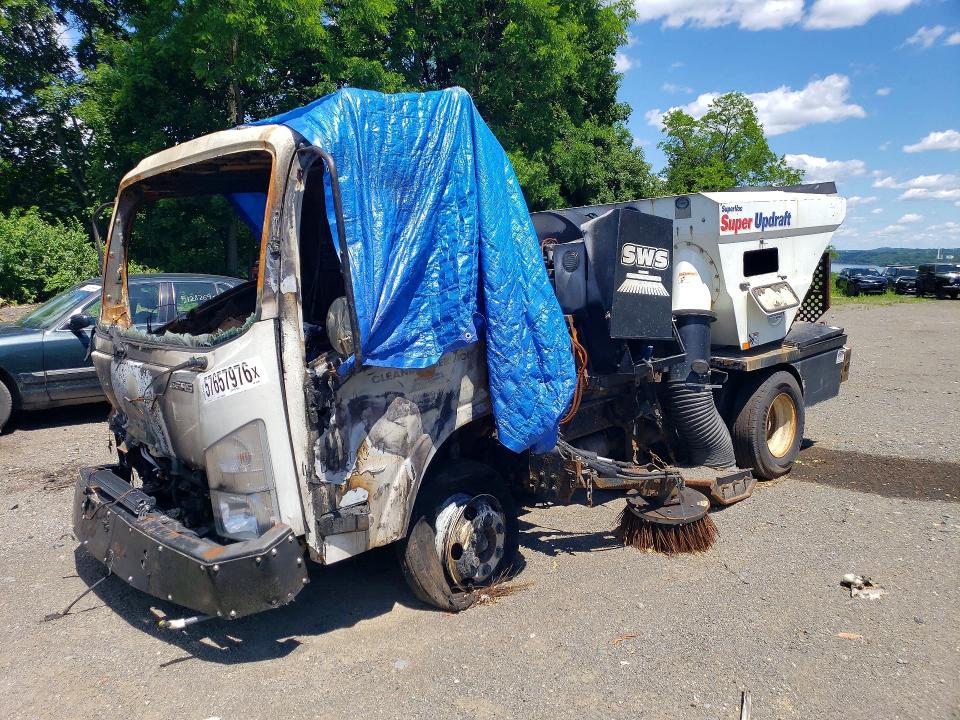 2021 Isuzu VIN 54DB4W1D0MS208998 COPART salvage auction — BURN, Ny - Registration Document Card, sold $2,000 on 2026-07-09 (photo 1)