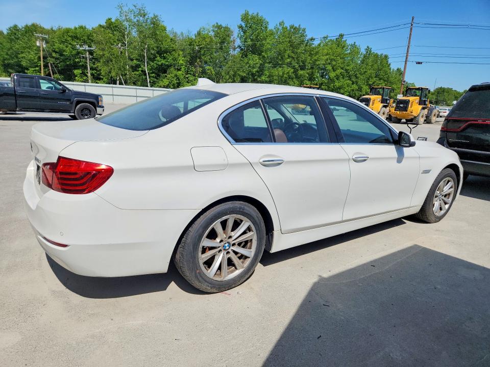 2015 BMW VIN WBA5A7C51FD621491 COPART salvage auction — MINOR DENT/SCRATCHES, Ri - Certificate Of Title (P), sold $2,950 on 2026-07-29 (photo 3)