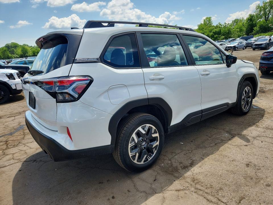 2025 Subaru Forester VIN JF2SLDAC2SH604834 COPART salvage auction — FRONT END, Salvage Title, sold $8,700 on 2026-07-10 (photo 3)
