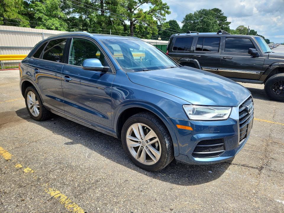 2017 Audi Q3 VIN WA1BCCFS8HR008830 COPART salvage auction — MINOR DENT/SCRATCHES, AL - CERTIFICATE OF TITLE, sold $4,300 on 2026-07-13 (photo 4)