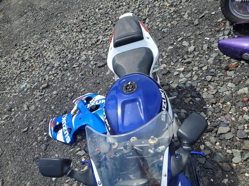 2001 Suzuki Gsx-r600 VIN JS1GN7BA412104652 COPART salvage auction — MINOR DENT/SCRATCHES, NY - CERTIFICATE OF TITLE, sold $1,100 on 2026-07-09 (photo 5)
