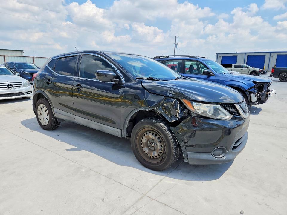 2019 Nissan Rogue VIN JN1BJ1CPXKW220401 COPART salvage auction — FRONT END, Tx - Salvage Vehicle Title, sold $2,750 on 2026-07-17 (photo 4)
