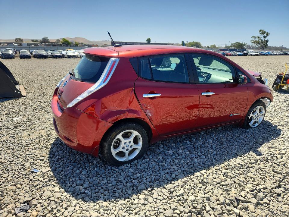 2013 Nissan Leaf VIN 1N4AZ0CP8DC408047 COPART salvage auction — FRONT END, Ca - Salvage Certificate, sold $30 on 2026-07-09 (photo 3)