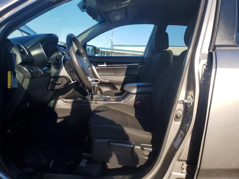 2015 Kia Sorento VIN 5XYKTDA72FG651295 COPART salvage auction — REAR END, Or - Dis/Dlr/Exp Only Clean Title, sold $1,850 on 2026-07-17 (photo 7)