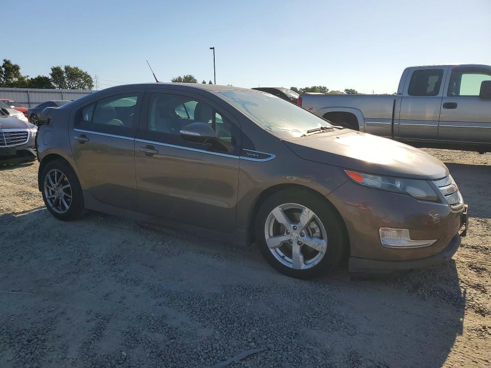 2014 Chevrolet Volt VIN 1G1RE6E46EU172677 COPART salvage auction — REAR END, Ca - Salvage Certificate, sold $1,250 on 2026-07-09 (photo 4)