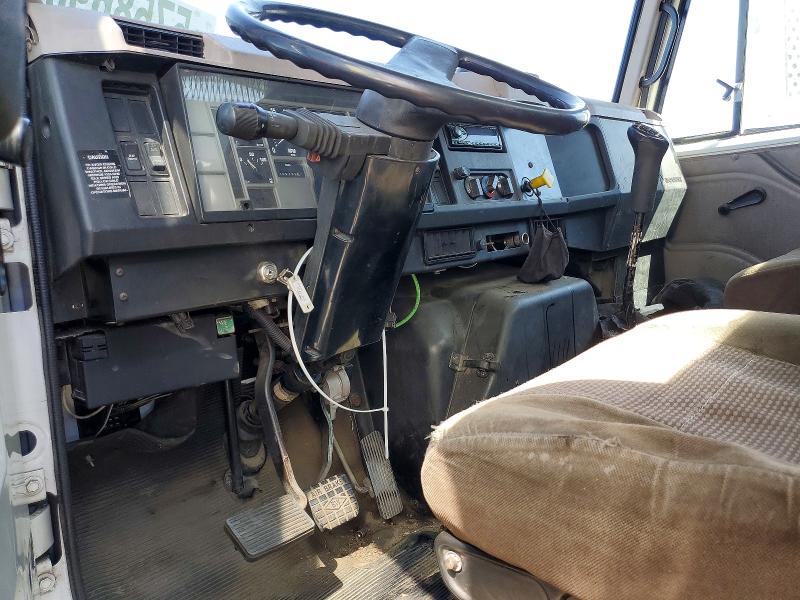 1999 International 4000 series VIN 1HTSCAAL6XH606142 COPART salvage auction — FRONT END, Co - Dis/Dlr/Exp Only Clean Title, sold $2,500 on 2026-07-09 (photo 8)