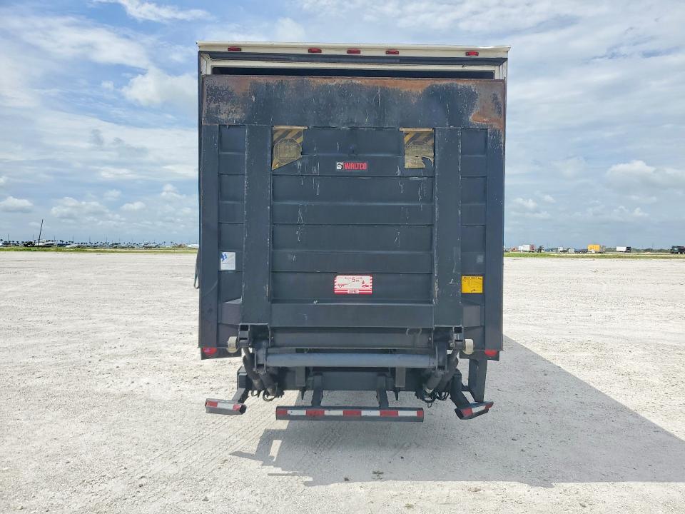 2019 Freightliner M2 VIN 3ALACXFC3KDKA6056 COPART salvage auction — MINOR DENT/SCRATCHES, AZ - CERT OF TITLE - SALVAGE, sold $11,000 on 2026-07-09 (photo 6)