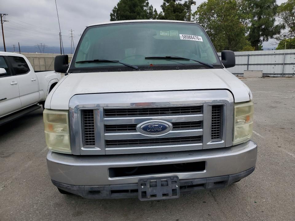 2011 Ford Econoline e350 VIN 1FBSS3BL1BDA35836 COPART salvage auction — MINOR DENT/SCRATCHES, Ca - Dis/Dlr/Exp Only Clean Title, sold $850 on 2026-07-02 (photo 5)