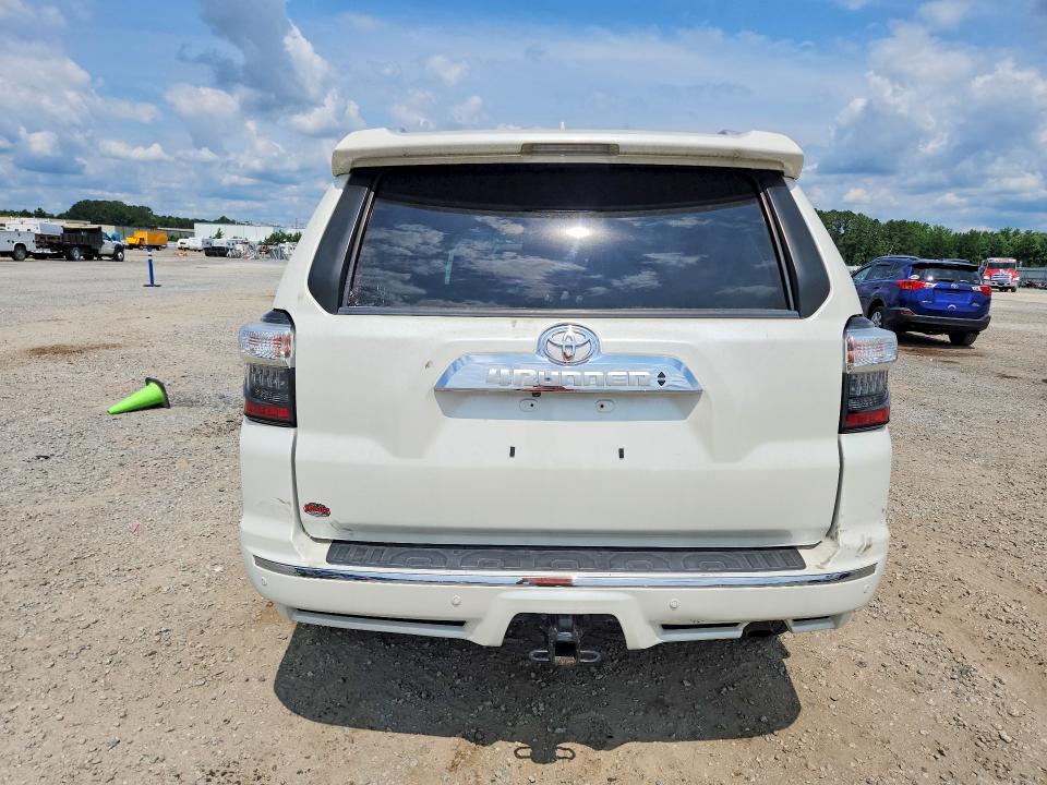 2021 Toyota 4runner VIN JTEKU5JR9M5893586 COPART salvage auction — FRONT END, Sc - Dealer Only Salvage Title (P), sold $16,800 on 2026-07-06 (photo 6)