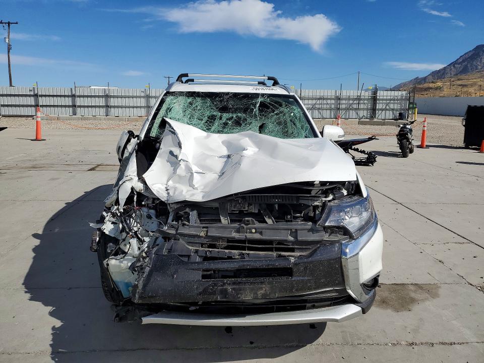 2016 Mitsubishi Outlander VIN JA4JZ4AX0GZ008791 COPART salvage auction — FRONT END, Id - Certificate Of Title, sold $800 on 2026-07-14 (photo 5)
