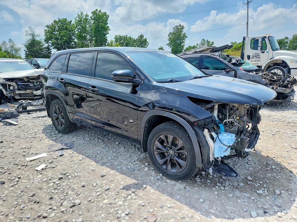 2018 Toyota Highlander VIN 5TDBZRFH5JS845750 COPART salvage auction — FRONT END, Mi - Certificate Of Title, sold $5,300 on 2026-07-09 (photo 4)