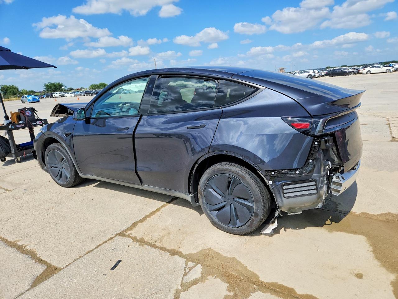 2026 Tesla Model Y VIN 7SAYGDED6TA586498 COPART salvage auction — Front End, TX - SALVAGE VEHICLE TITLE, sold $16,200 on 2026-07-09 (photo 2)