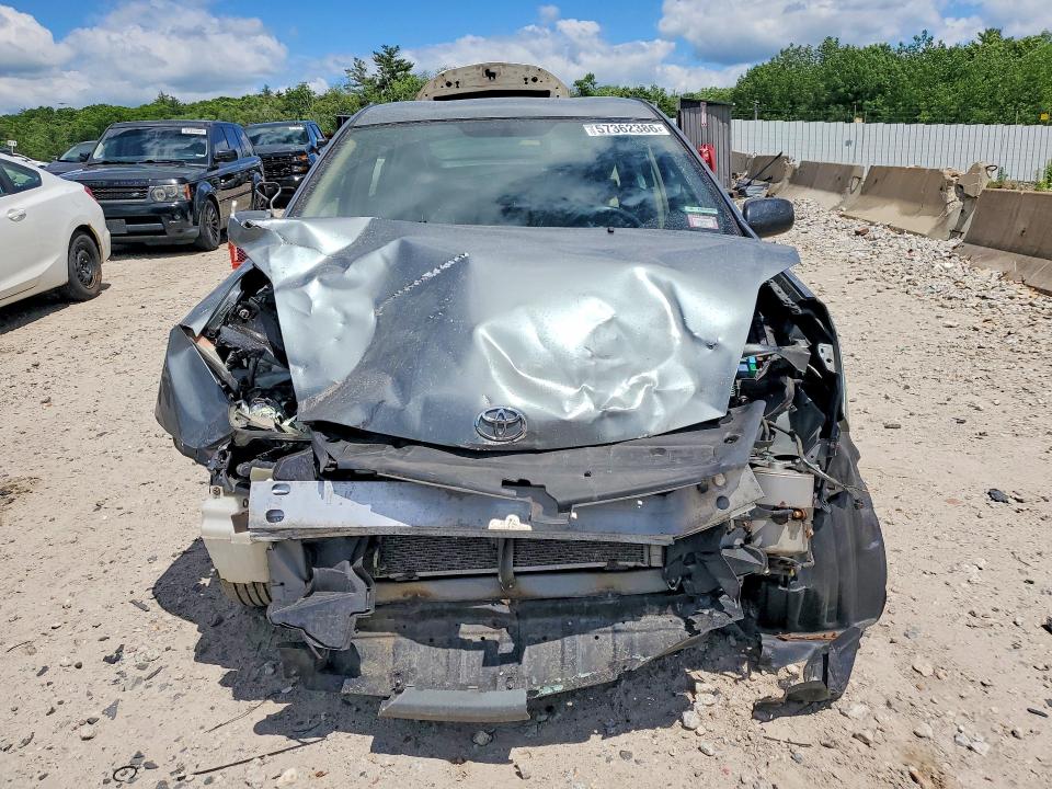 2005 Toyota Prius VIN JTDKB20U053053286 COPART salvage auction — FRONT END, Ma - Cert Of Title-Reconstrctd Coll, sold $425 on 2026-07-08 (photo 5)