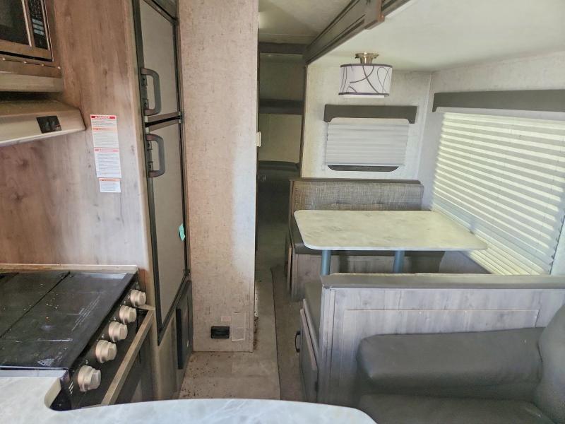 2020 Coachmen Apex VIN 5ZT2CXUB4LS036348 COPART salvage auction — HAIL, NE - CERT OF TITLE-SALVAGE, sold $4,150 on 2026-07-23 (photo 6)