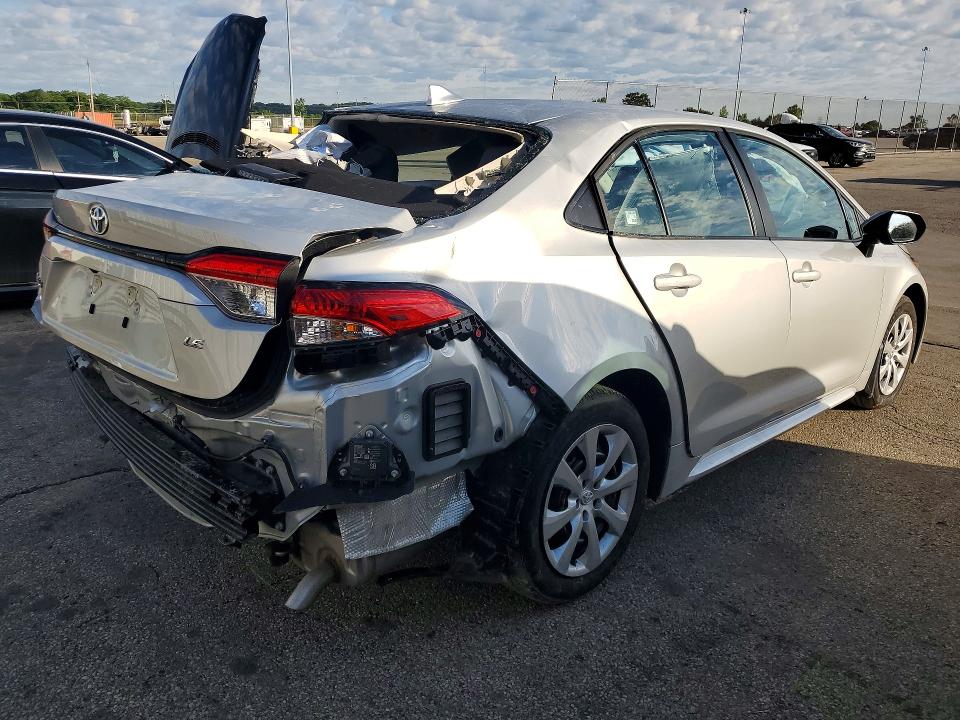 2026 Toyota Corolla VIN 5YFB4MDE8TP379043 COPART salvage auction — ALL OVER, IN - CERTIFICATE OF TITLE, sold $2,100 on 2026-07-17 (photo 9)