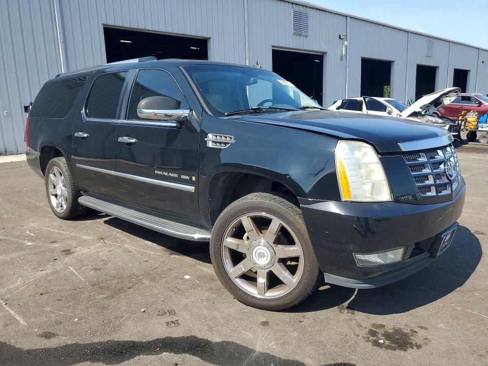 2007 Cadillac Escalade esv VIN 1GYFK66817R297171 COPART salvage auction — MECHANICAL, Fl - Certificate Of Title, sold $850 on 2026-07-08 (photo 4)