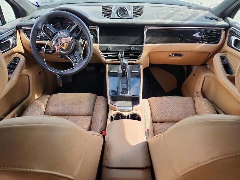 2023 Porsche Macan VIN WP1AA2A50PLB00727 COPART salvage auction — SIDE, TX - SALVAGE VEHICLE TITLE, sold $8,100 on 2026-07-10 (photo 8)