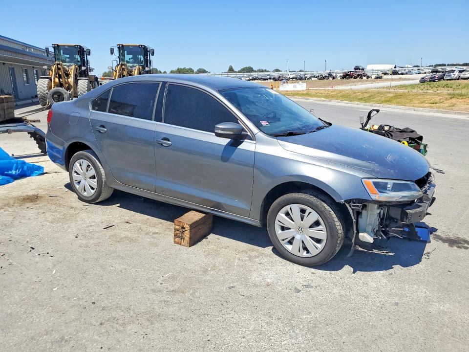 2013 Volkswagen Jetta VIN 3VWDP7AJ2DM218504 COPART salvage auction — FRONT END, Ca - Salvage Certificate, sold $100 on 2026-07-02 (photo 4)