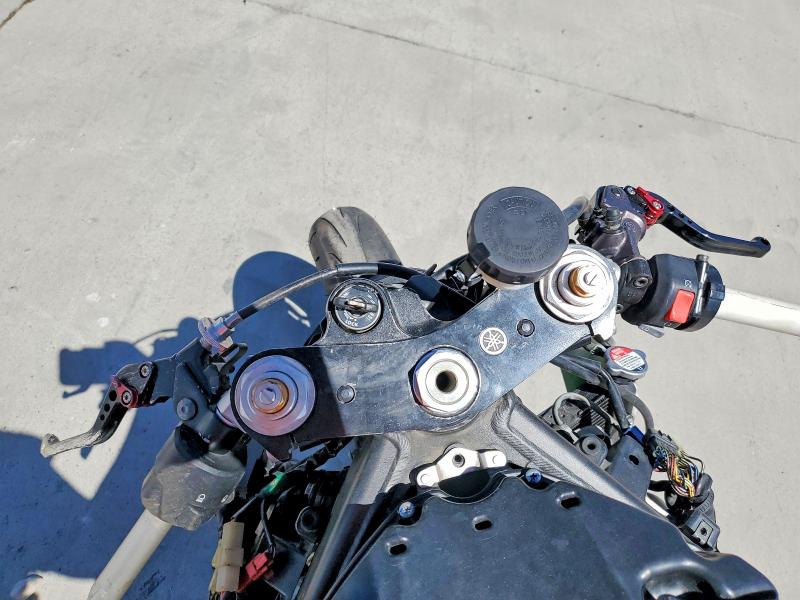 2006 Yamaha Yzfr6 VIN JYARJ12E76A002426 COPART salvage auction — FRONT END, Ut - Salvage Certificate, sold $850 on 2026-07-09 (photo 7)